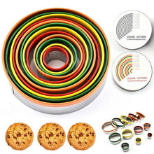 Load image into Gallery viewer, Set Of 12 Round Cookie Cutter, Circle Biscuits Cutters With Storage Tin For Dough - beebee2
